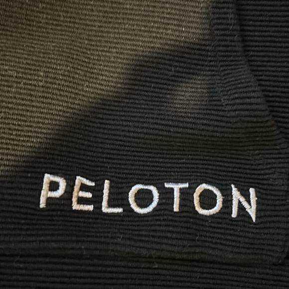 Peloton Women's Pullover 1/2 Zip Asymmetrical Black Ribbed Athleisure, Small - Picture 7 of 10